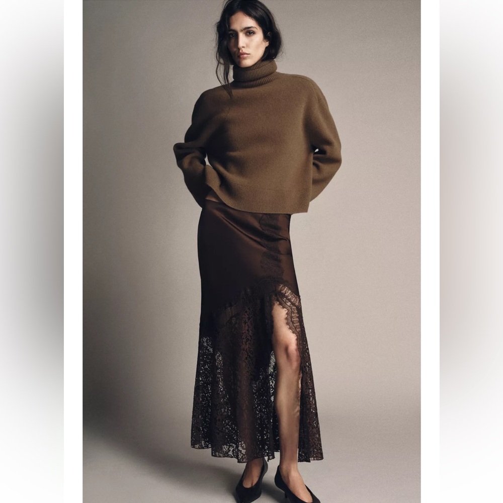 🔥LAST ONE LEFT! 🔥 ZARA NWT STUNNING Satin Effect Lace Skirt ZW Collection VIRAL - Picture 7 of 15